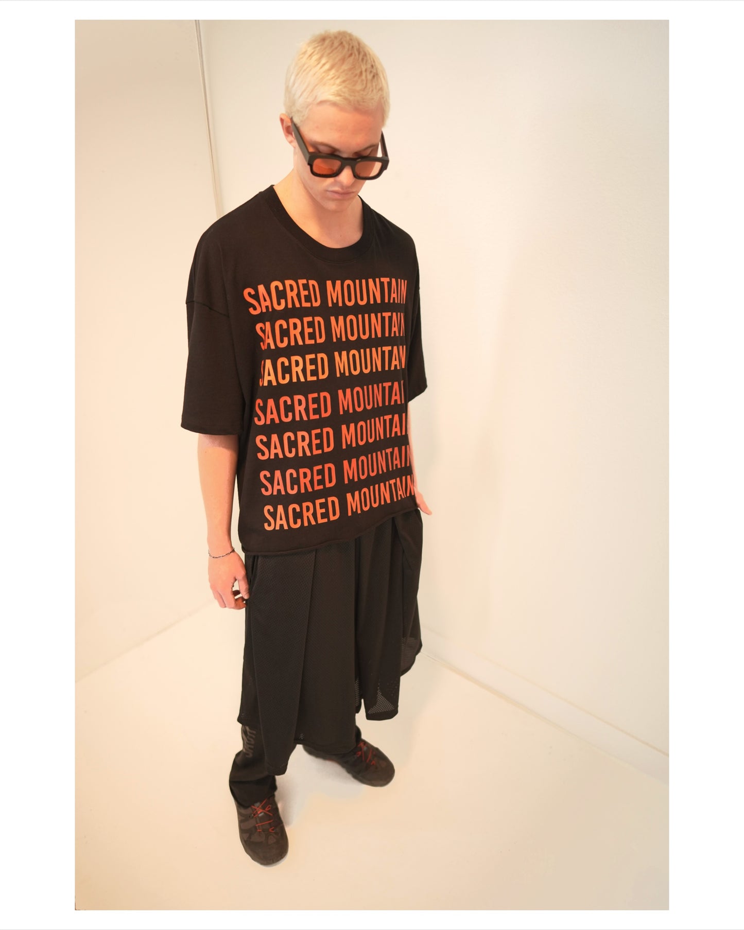 SACRED MOUNTAIN SEVEN TEE